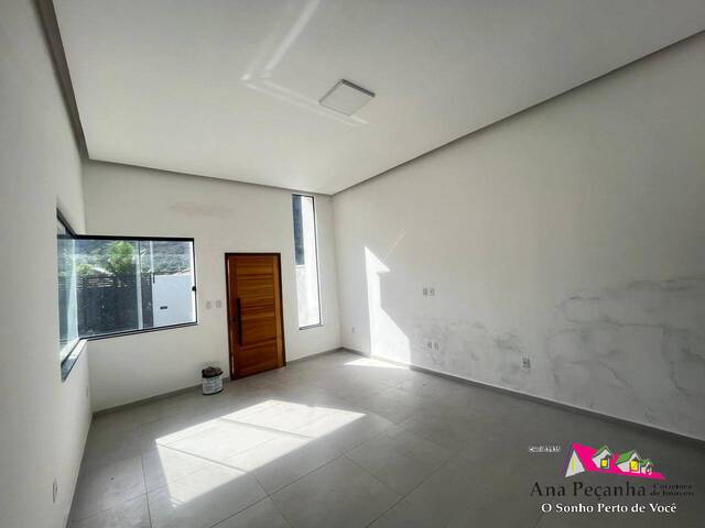 #126 - Casa para Venda em Maricá - RJ